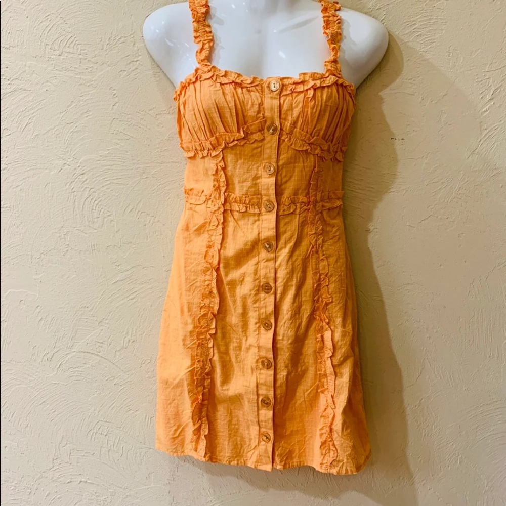 NEW WITH TAGS
URBAN OUTFITTERS 
SHORT SUMMER DRESS